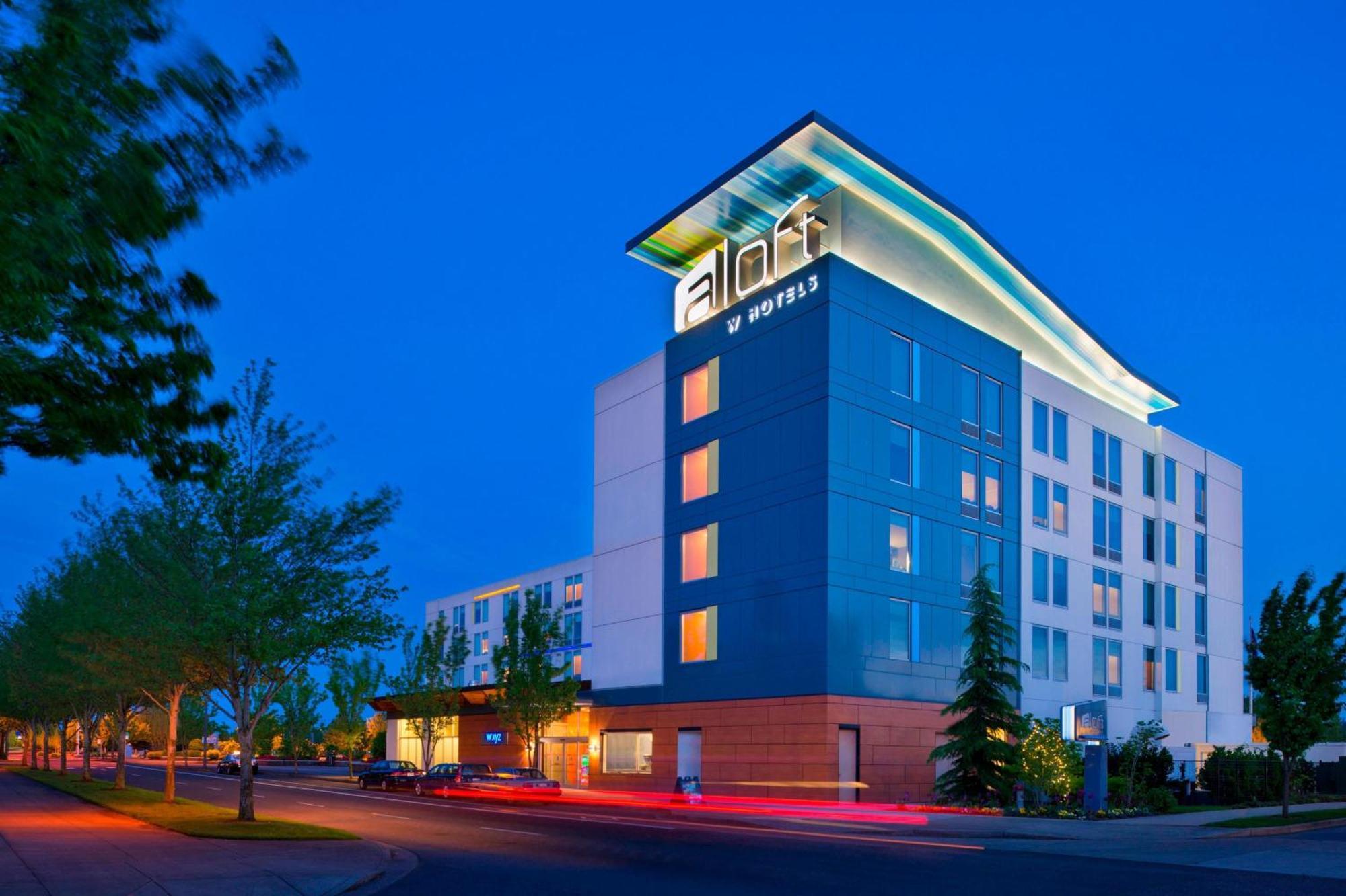 Aloft Airport At Cascade Station Hotel 3*