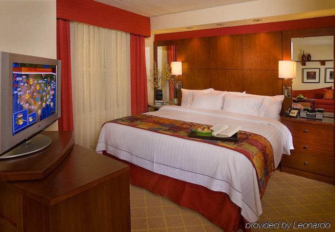 Aloft Airport At Cascade Station Hotel 3*