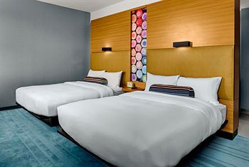 Aloft Airport At Cascade Station 3*